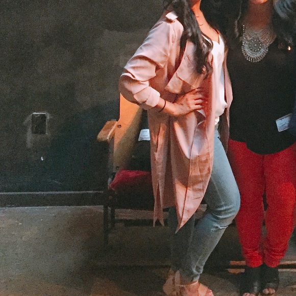 Lightweight and Long trench coat in Blush. - Picture 8 of 8